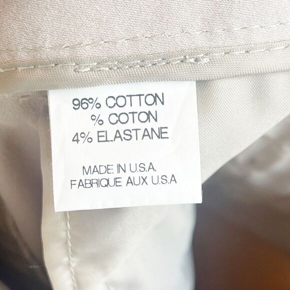 Theory Bermuda Chino Short Beige Size 4 NWT - Picture 5 of 5